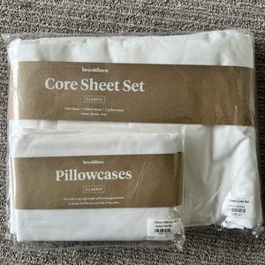 Brooklinen queen white sheets flat sheet fitted pillowcases standard core set